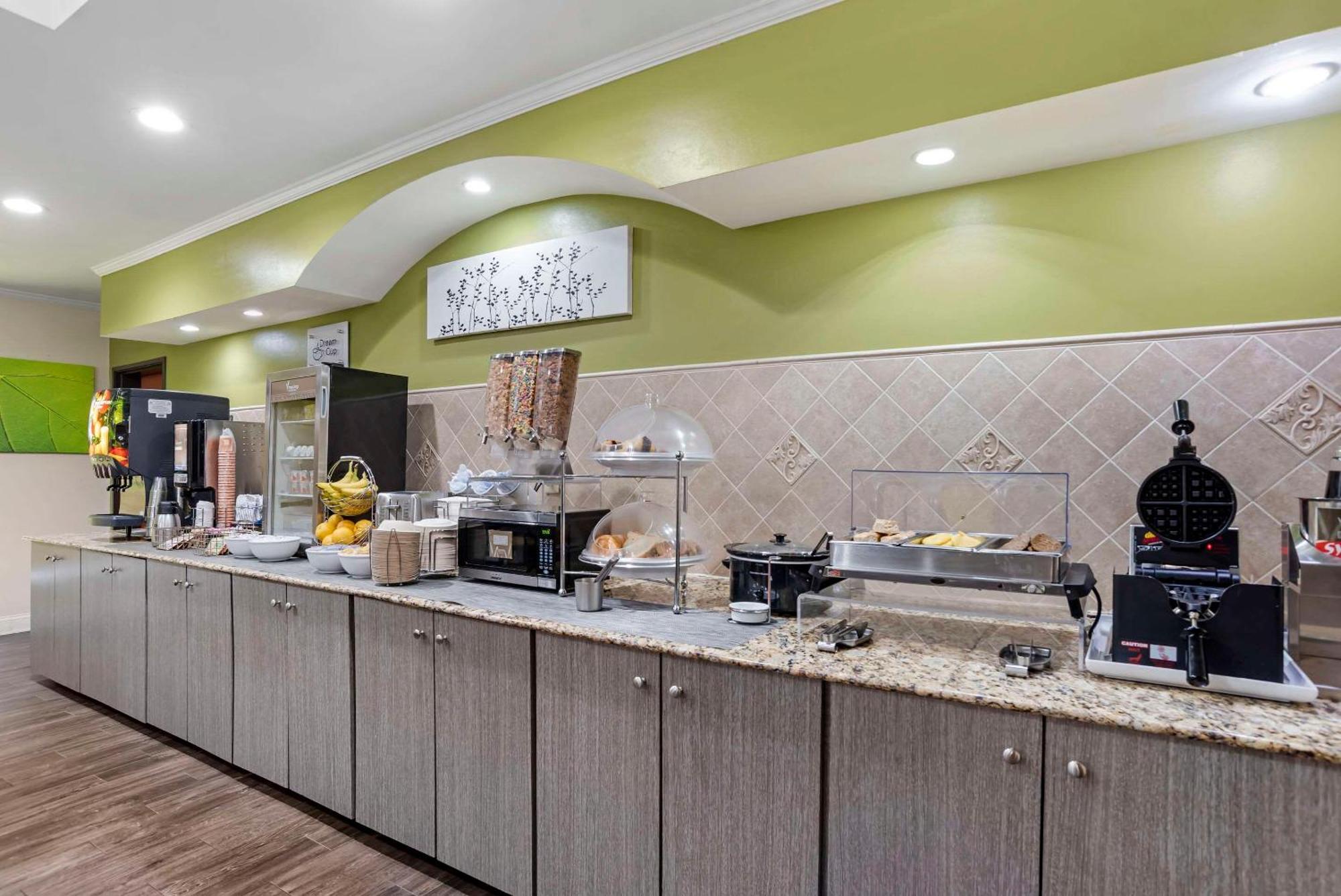 Sleep Inn & Suites Montgomery East I-85 Ngoại thất bức ảnh